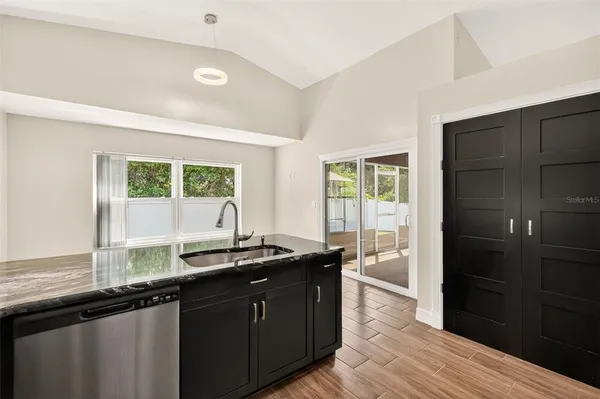 $349,900 | 11637 Lake Drive, Leesburg, FL 34788