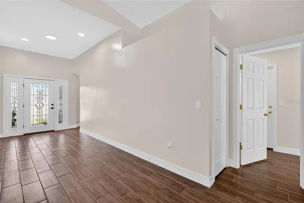 $349,900 | 11637 Lake Drive, Leesburg, FL 34788