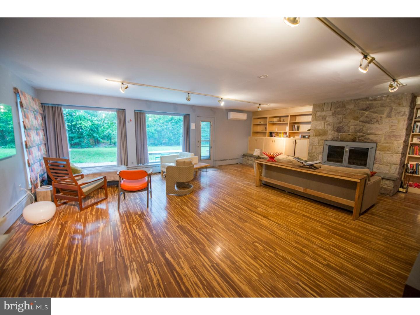 777 Pine Street Emmaus, PA 18049 - Photo 3 of 23