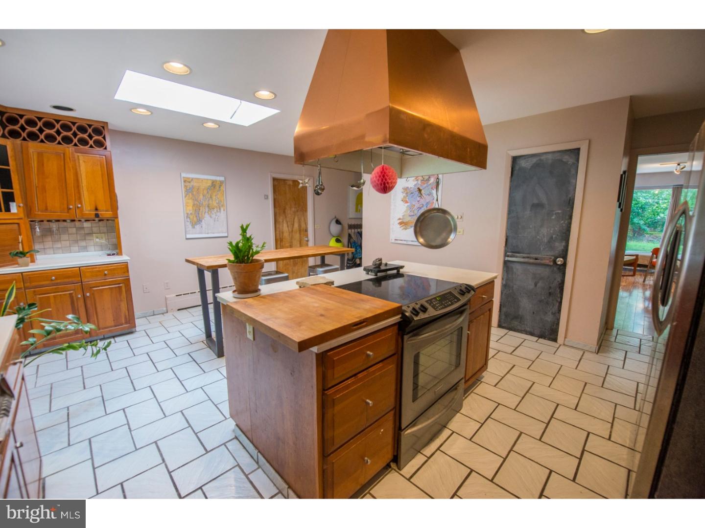 777 Pine Street Emmaus, PA 18049 - Photo 7 of 23