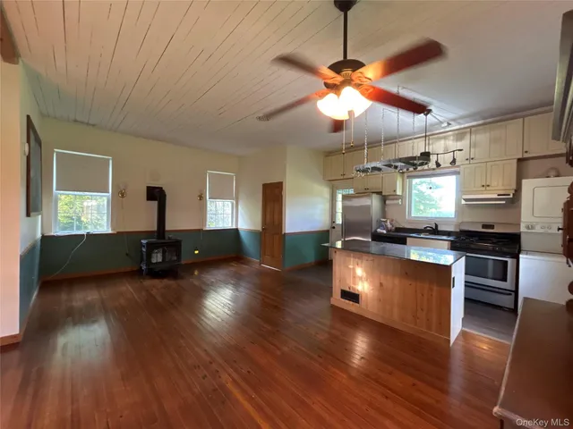 $2,300 | 135 Rudd Pond Road, Millerton, NY 12546