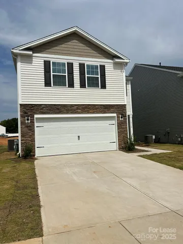 $2,395 | 14518 Winged Teal Road, Charlotte, NC 28278