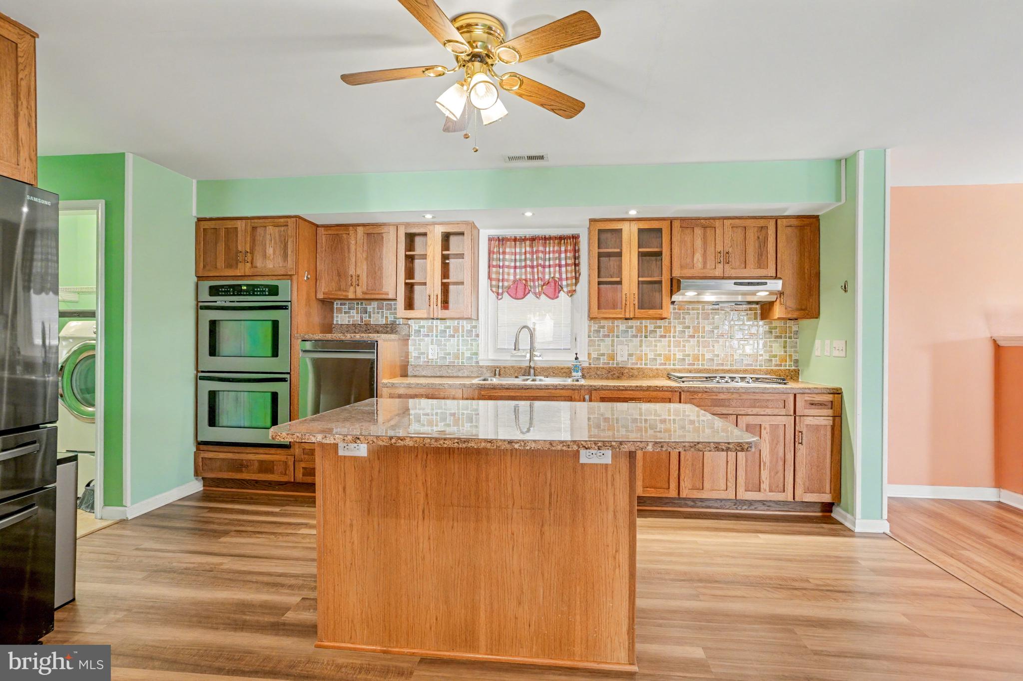 7623 Spruce Road Baltimore, MD 21222 - Photo 11 of 35