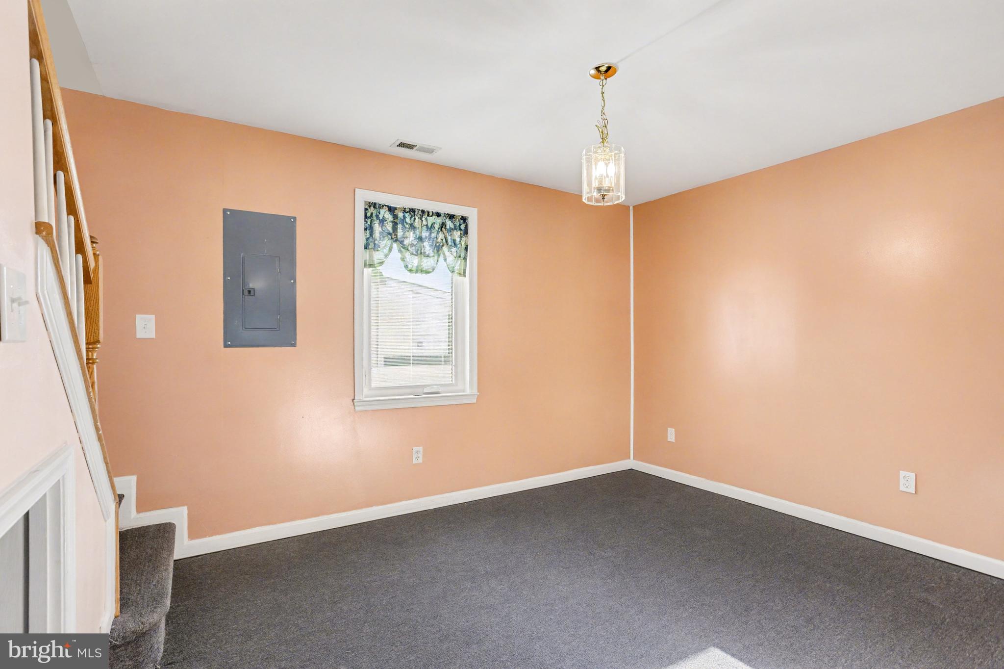 7623 Spruce Road Baltimore, MD 21222 - Photo 8 of 35