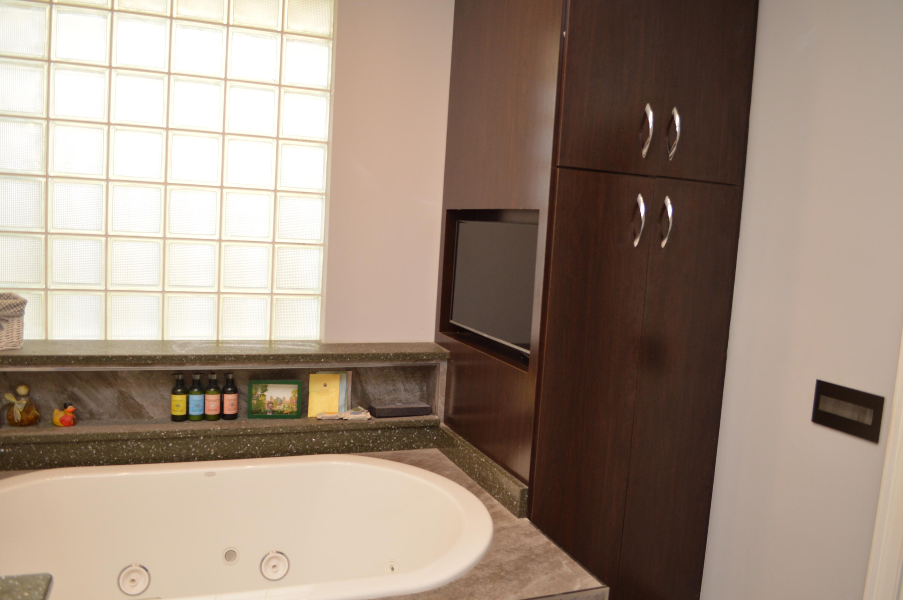 22465 Tiki Drive Boca Raton, FL 33428 - Photo 7 of 19 DSC_0024