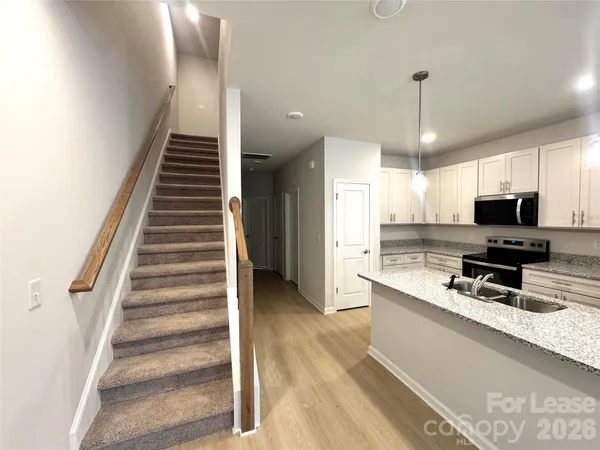 $2,195 | 4700 Prosperity Church Road, Unit 6405, Charlotte, NC 28269