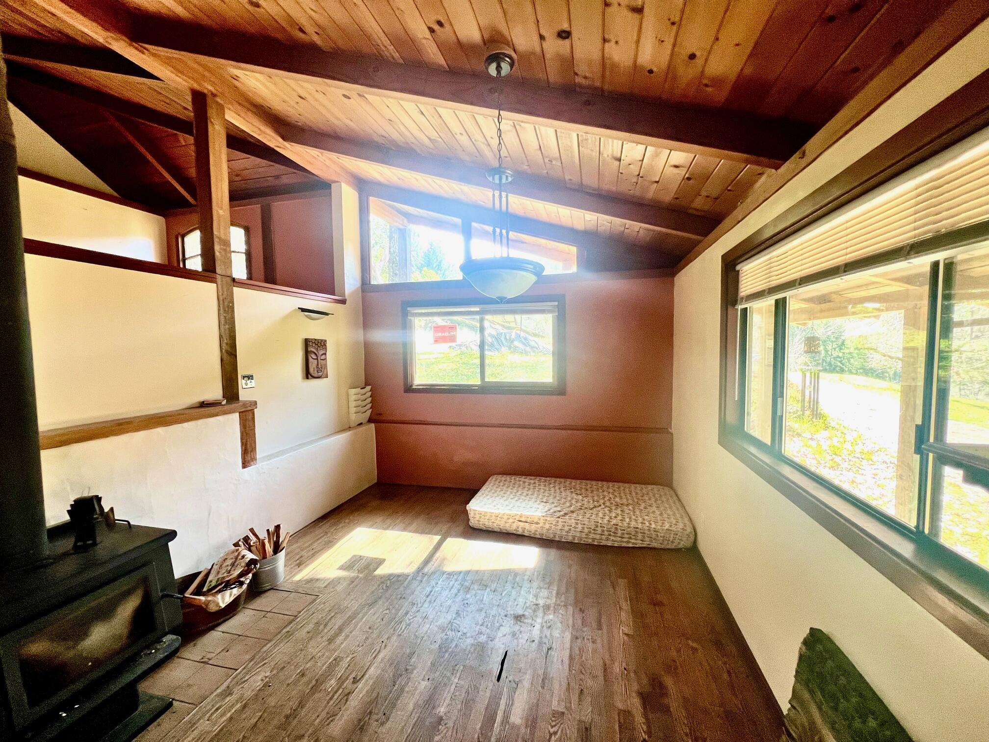 3961 Red Rock Road Garberville, CA 95542 - Photo 33 of 45 Cabin