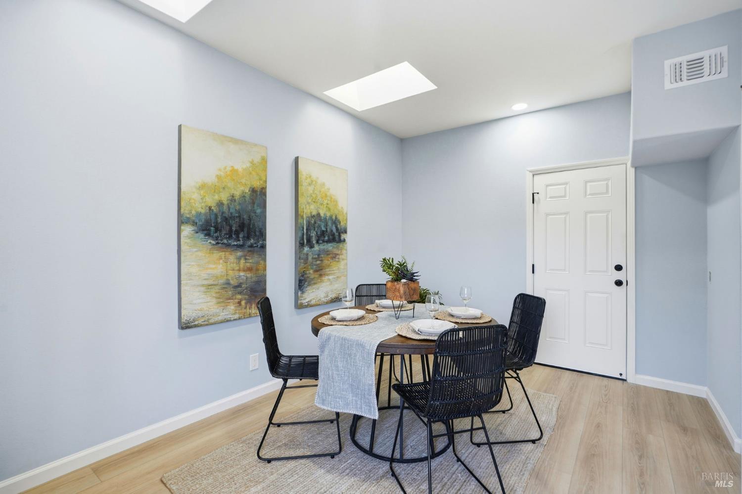 1740 Cork Tree Lane Santa Rosa, CA 95404 - Photo 17 of 40