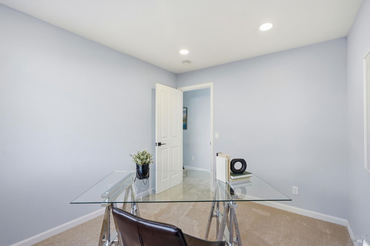 1740 Cork Tree Lane Santa Rosa, CA 95404 - Photo 20 of 40