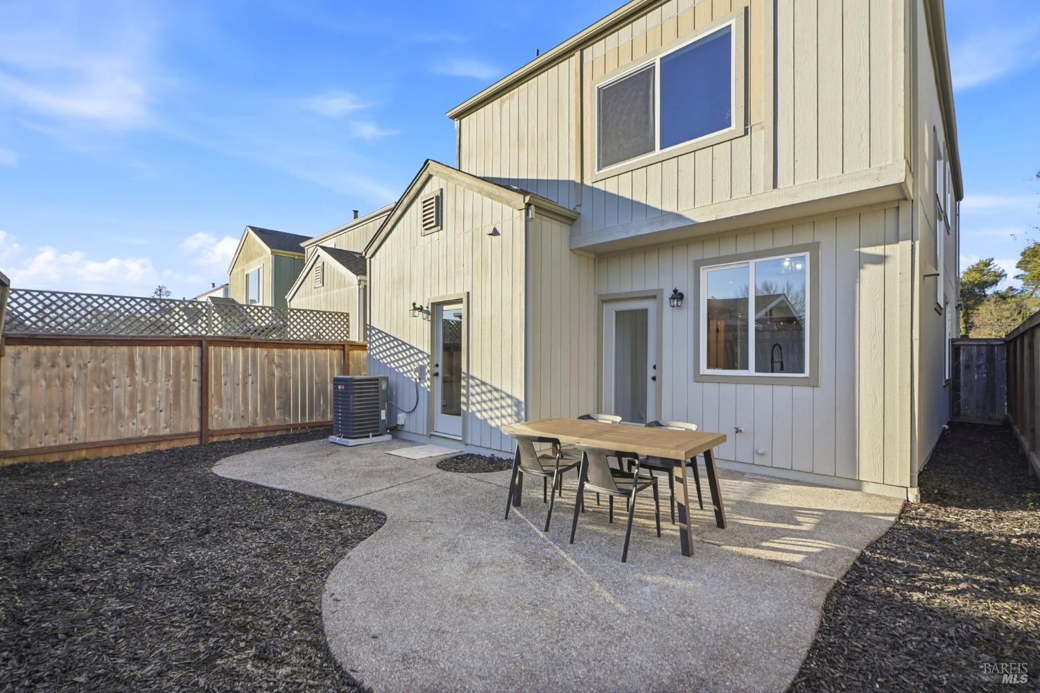 1740 Cork Tree Lane Santa Rosa, CA 95404 - Photo 35 of 40