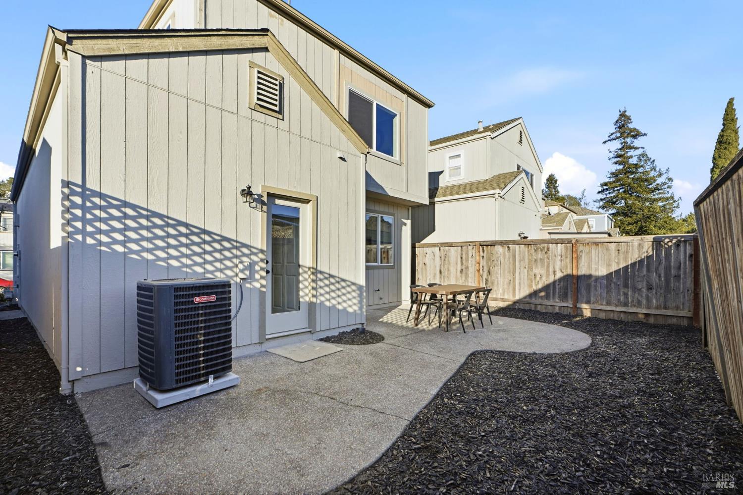 1740 Cork Tree Lane Santa Rosa, CA 95404 - Photo 36 of 40