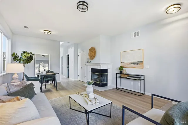 $599,000 | 1740 Cork Tree Lane, Santa Rosa, CA 95404