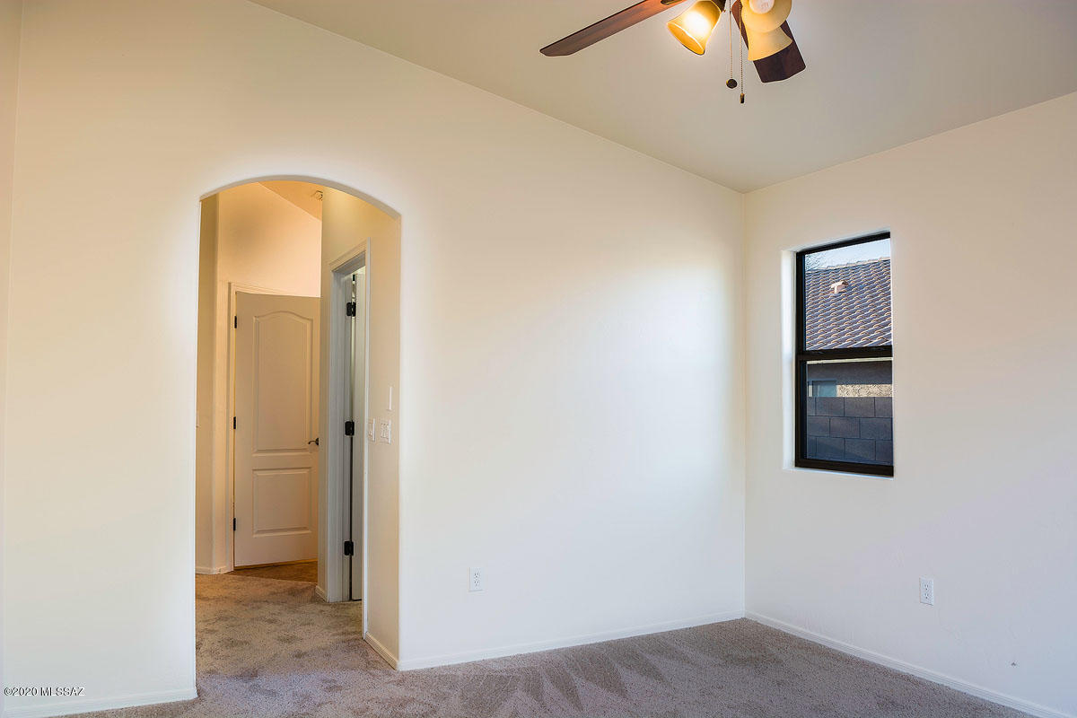 553 South Stone Bench Road Vail, AZ 85641 - Photo 11 of 27