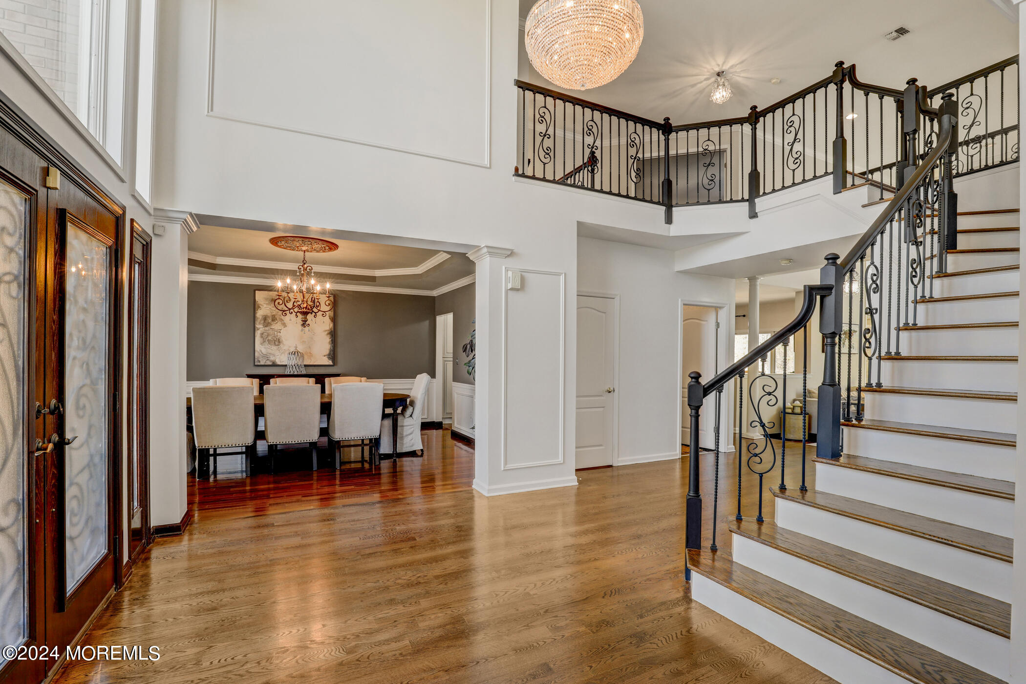 5 Cherokee Court Morganville, NJ 07751 - Photo 4 of 60 Foyer