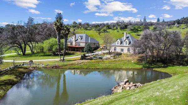 a view of a lake with houses