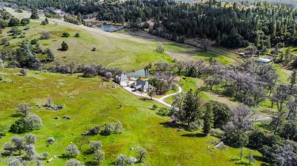 $1,200,000 | 20219 Ponderosa Trail, Volcano, CA 95689