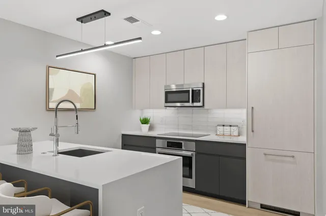 $6,780 | 950 3rd Street Northwest, Unit PH1208, Washington, DC 20001