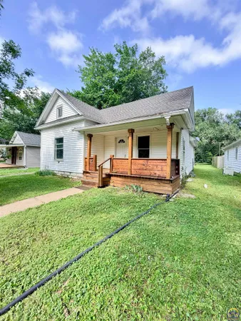 $99,000 | 22 South Cottonwood Street, Emporia, KS 66801