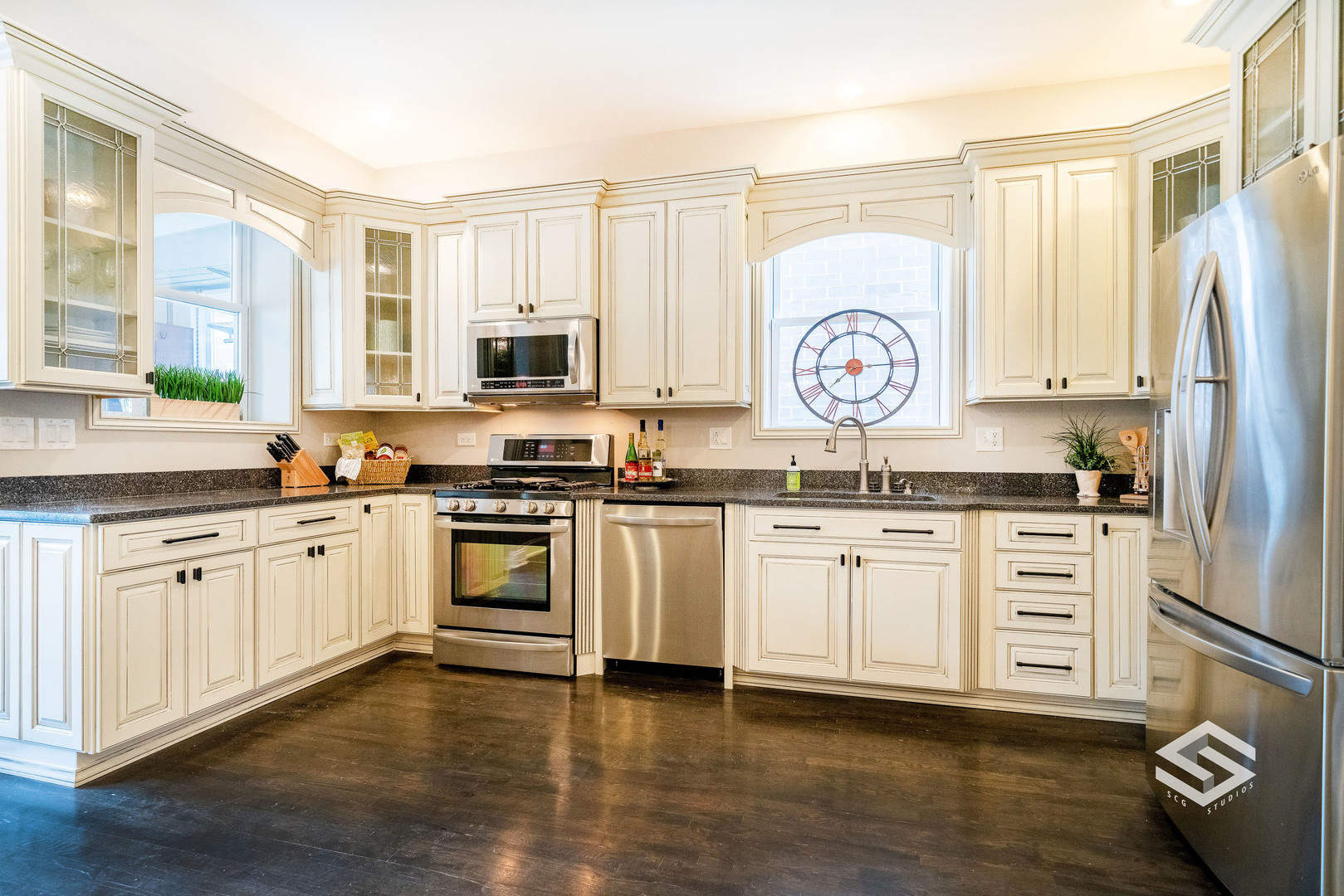 2540 West Iowa Street Chicago, IL 60622 - Photo 9 of 37