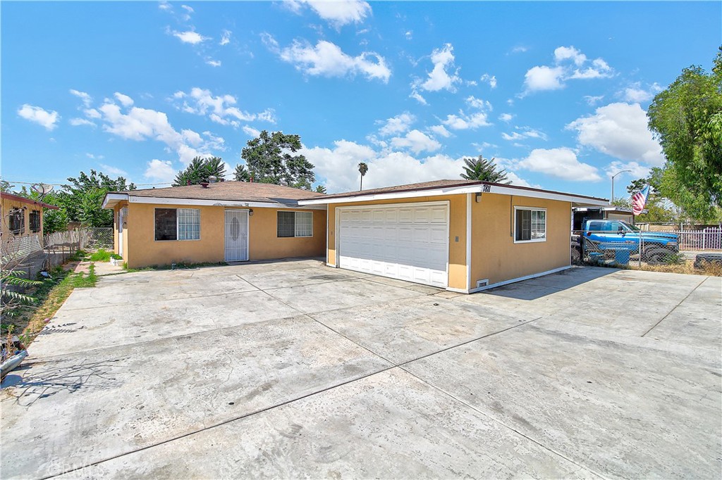 7811 Railroad Avenue Riverside, CA 92504 - Photo 3 of 15