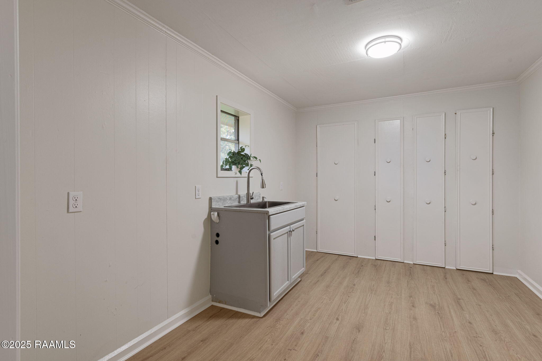 711 North Deshotel Avenue Kaplan, LA 70548 - Photo 19 of 31 19-web-or-mls-711 N Deshotels Ave-19