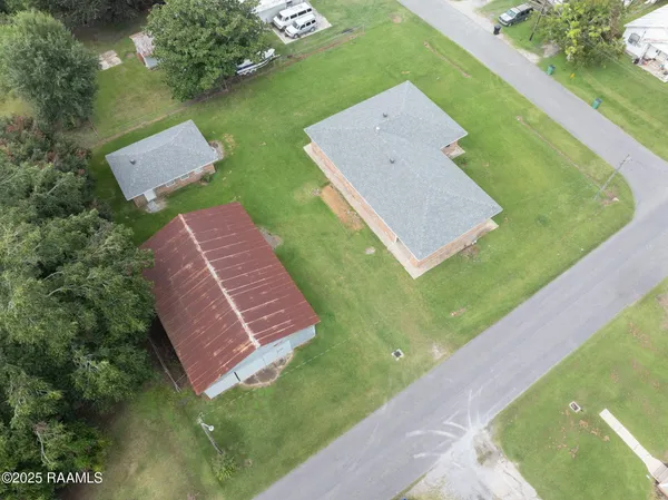 $179,000 | 711 North Deshotel Avenue, Kaplan, LA 70548