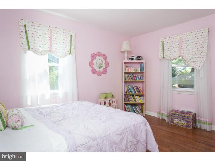 29 Doreen Road Hamilton Square, NJ 08690 - Photo 14 of 21 Bedroom 4