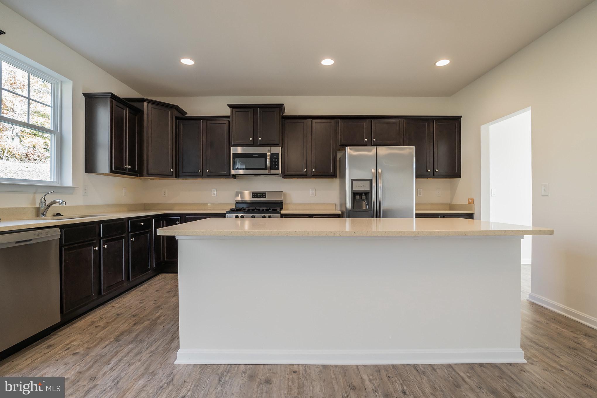 9192 Riverhill Road Laurel, MD 20723 - Photo 8 of 26 Gallery Image 8