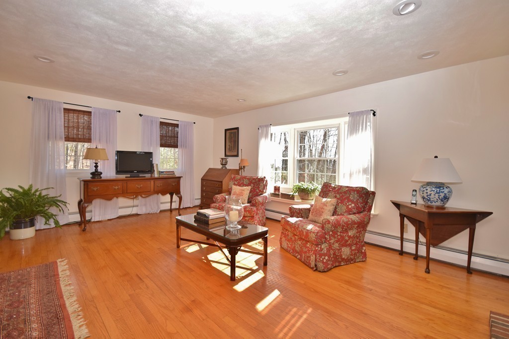 155 Mountain Road Hampden, MA 01036 - Photo 16 of 29 Gallery Image 16