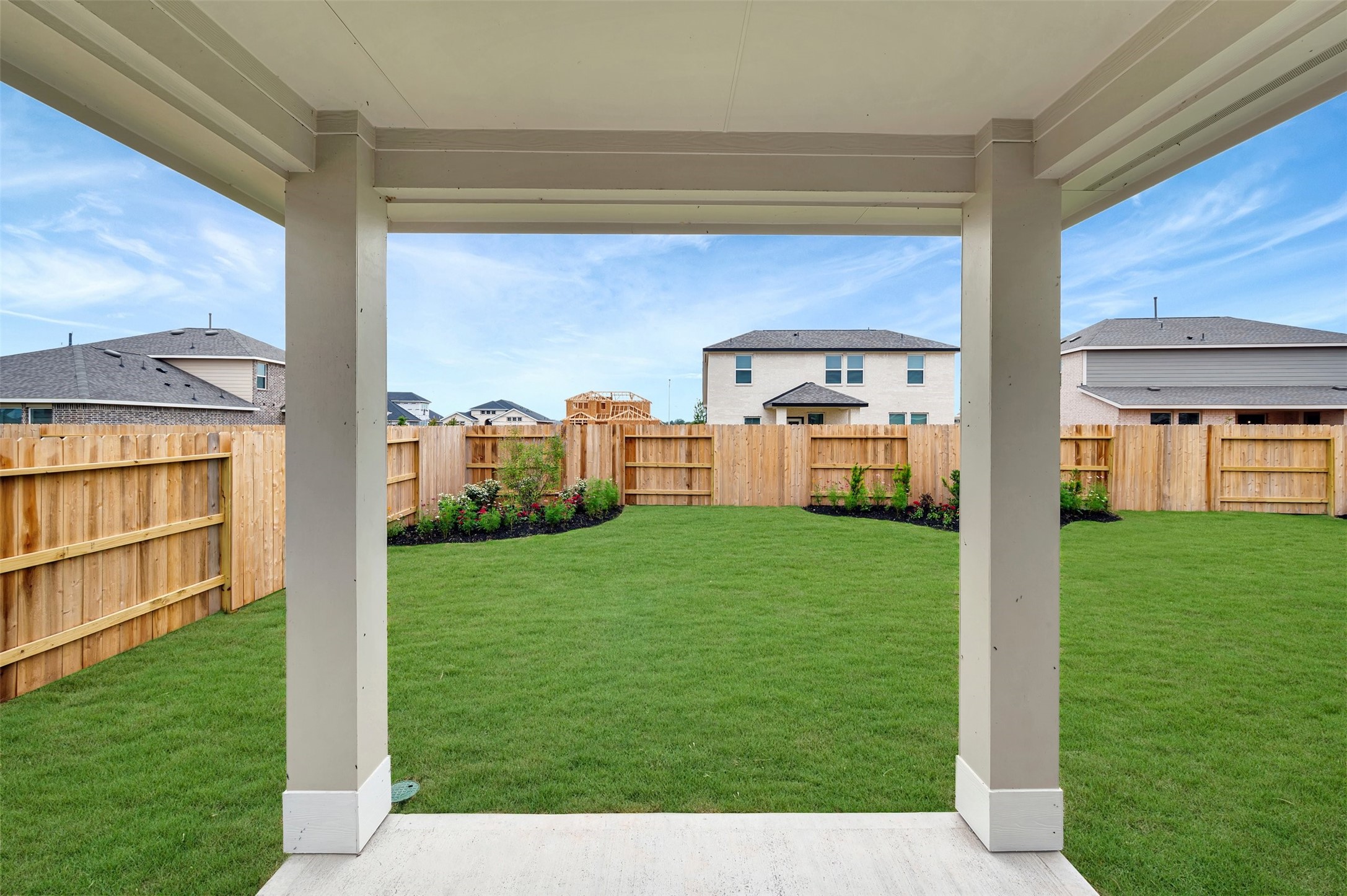 7918 Jasper Mdws Way Angleton, TX 77515 - Photo 20 of 31 Enjoy the views from the covered patio