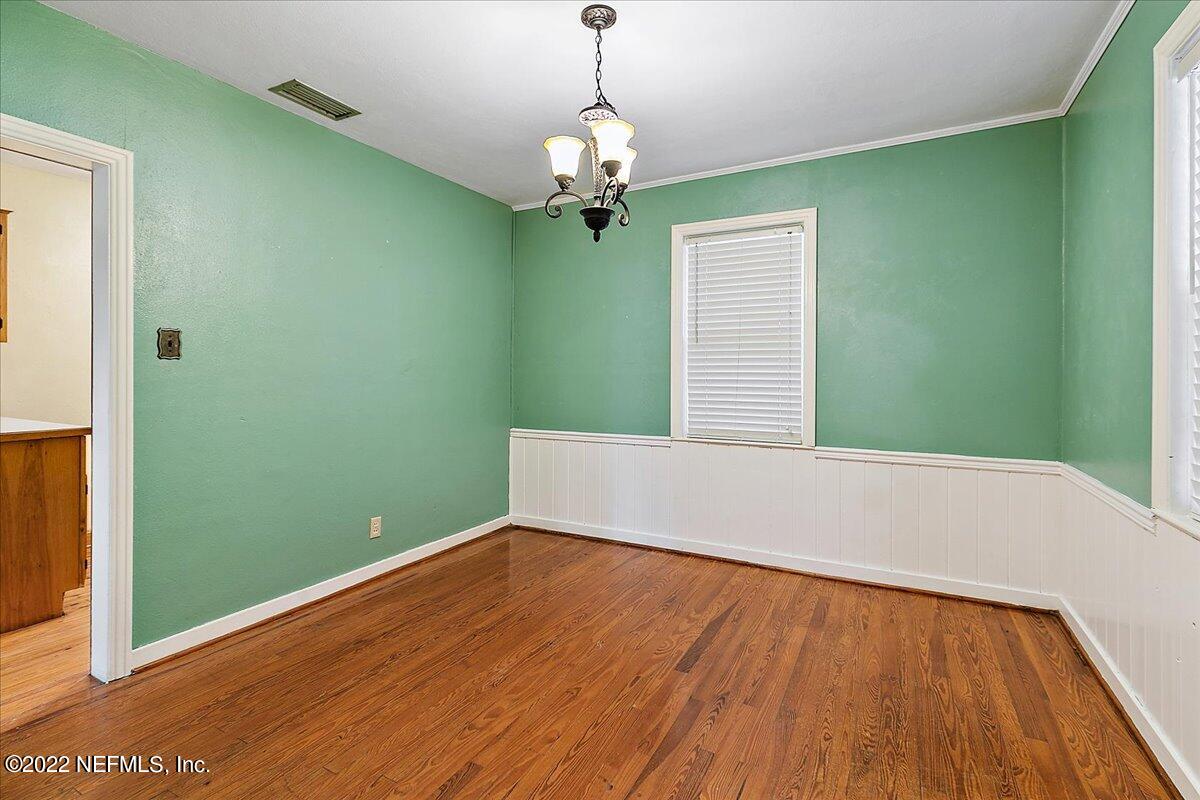 10544 Bessent Road North Jacksonville, FL 32218 - Photo 6 of 14 07-Dining Room