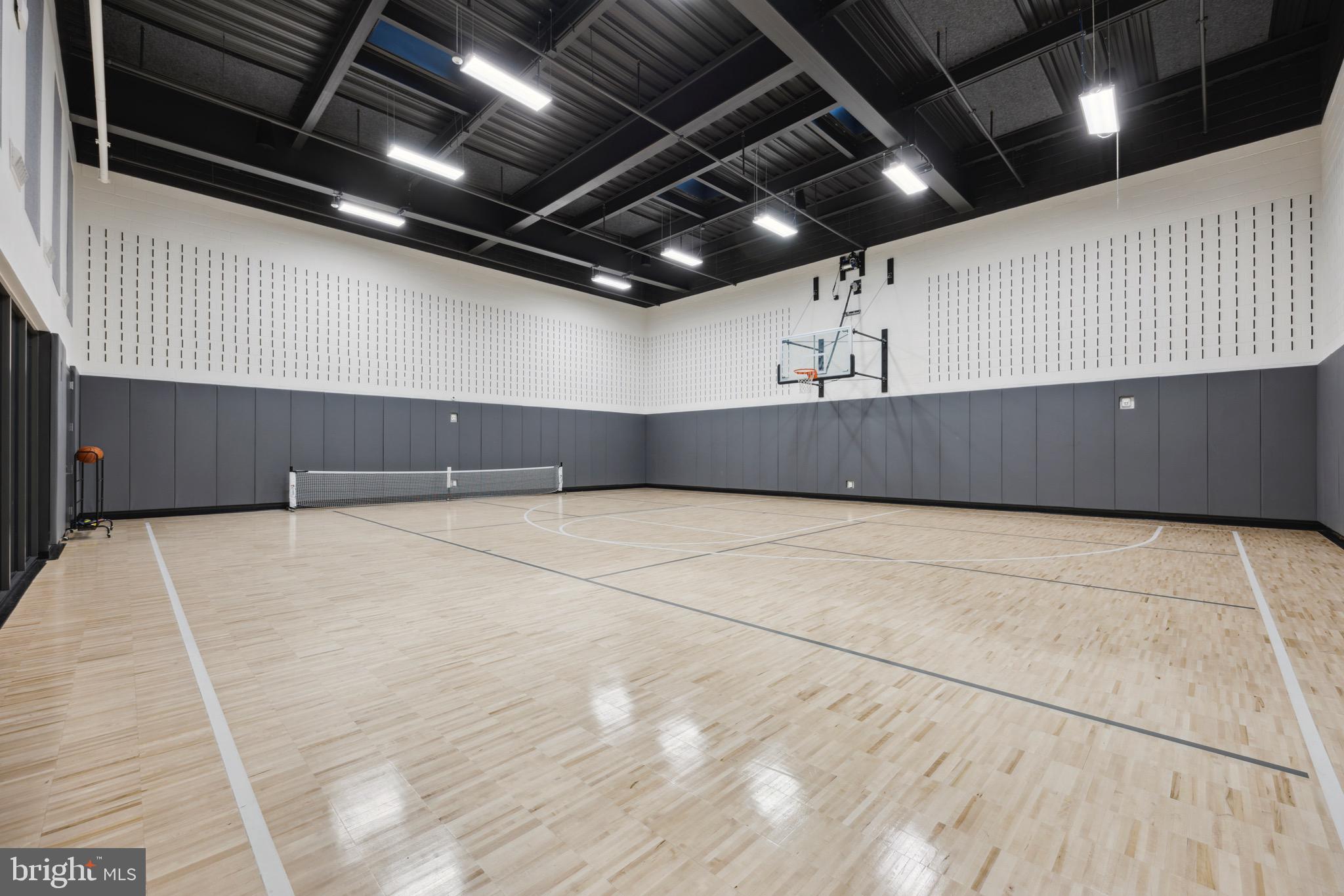 569 North 5th Street, Unit 202 Philadelphia, PA 19123 - Photo 47 of 49 a view of an empty room