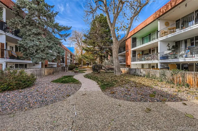 $1,395 | 10145 West 25th Avenue, Unit 58, Lakewood, CO 80215