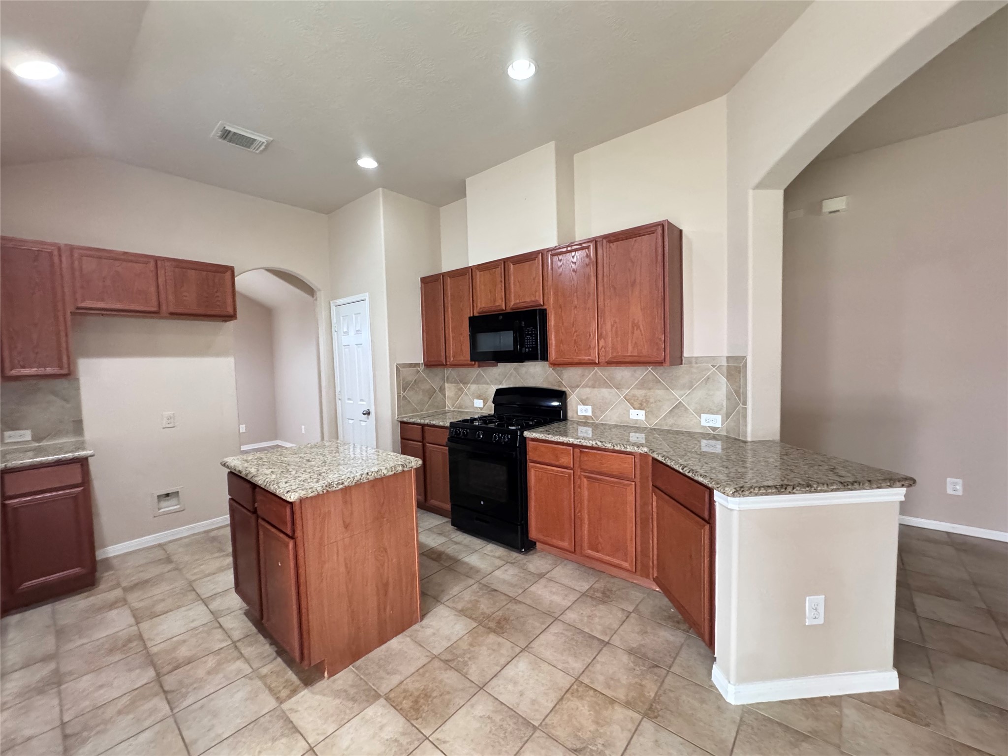 25210 Ginger Ranch Drive Katy, TX 77494 - Photo 23 of 26 Kitchen