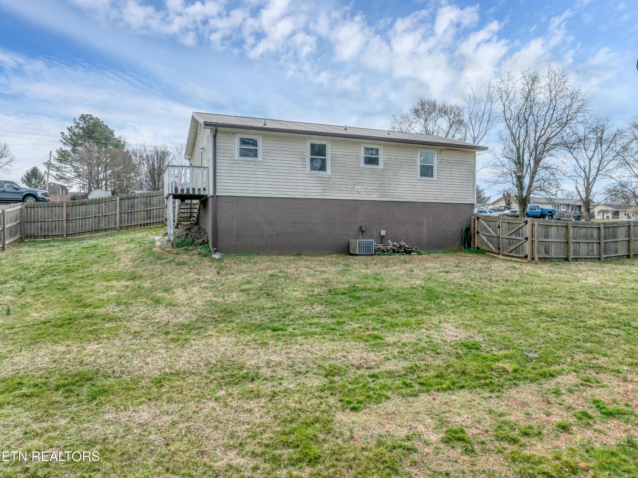 926 Amy Street Seymour, TN 37865 - Photo 21 of 22 a view of backyard with trampoline