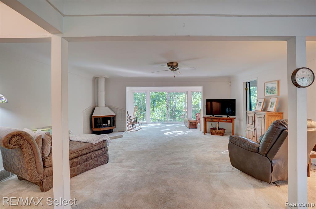 5449 Flushing Road Flushing, MI 48433 - Photo 16 of 44