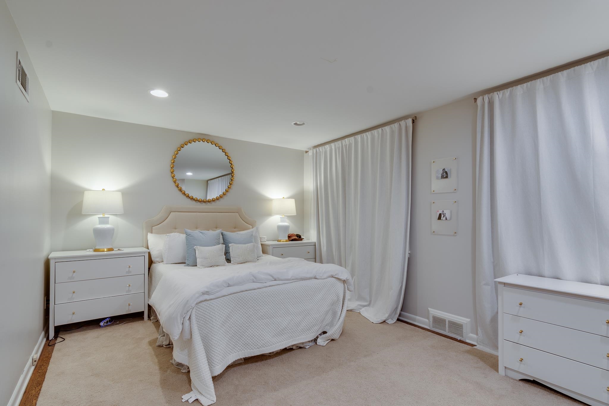 4563 Aldersgate Road Memphis, TN 38117 - Photo 16 of 22 a bed room with a bed and a window