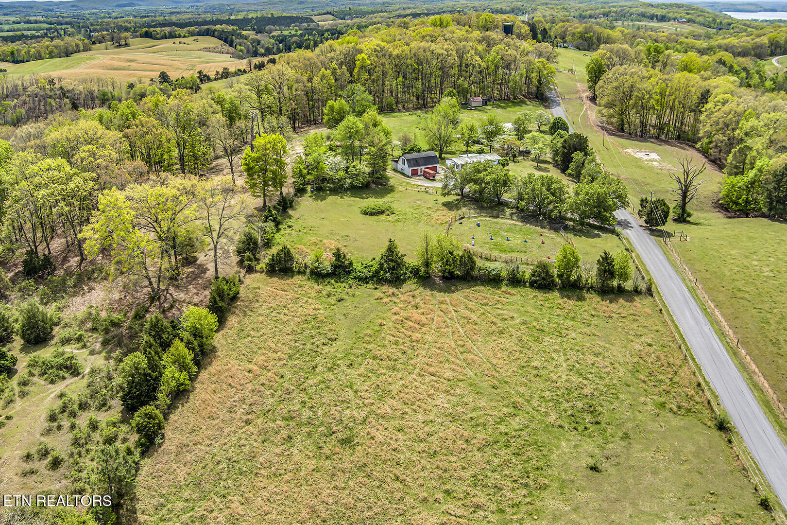 223 Reed Road Ten Mile, TN 37880 - Photo 31 of 37 31_ReedRoad_223_Meadow-Corral04