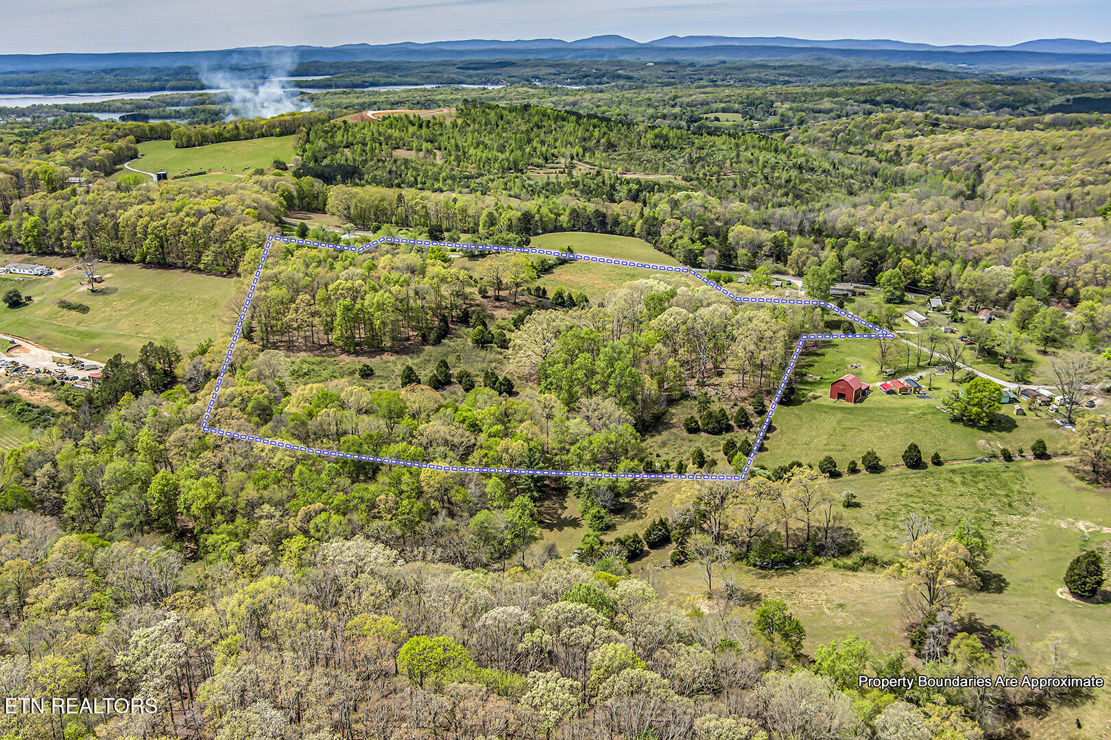 223 Reed Road Ten Mile, TN 37880 - Photo 32 of 37 32_ReedRoad_223_Birdseye_W