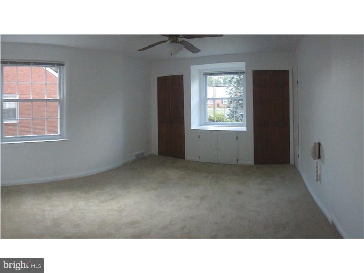 492 Wayne Avenue Springfield, PA 19064 - Photo 12 of 19 Bedroom - Main