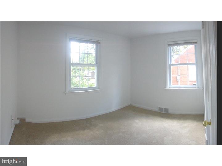 492 Wayne Avenue Springfield, PA 19064 - Photo 13 of 19 Bedroom 2