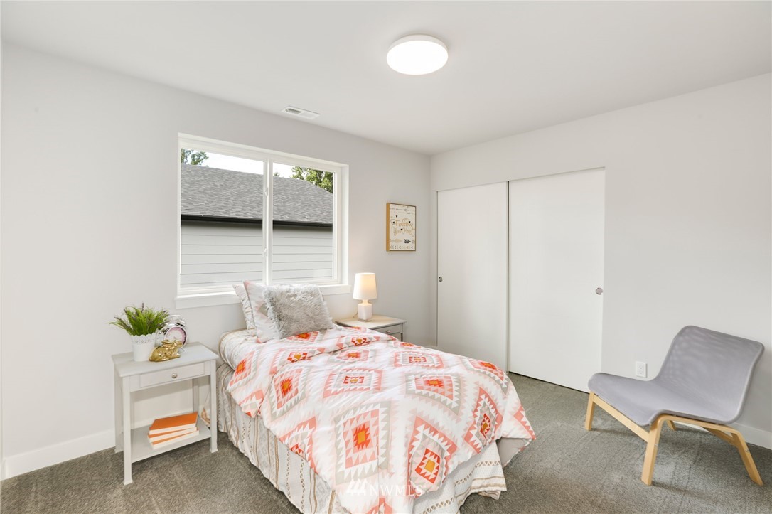 2507 Southwest Roxbury Street Seattle, WA 98106 - Photo 20 of 25 Gallery Image 20