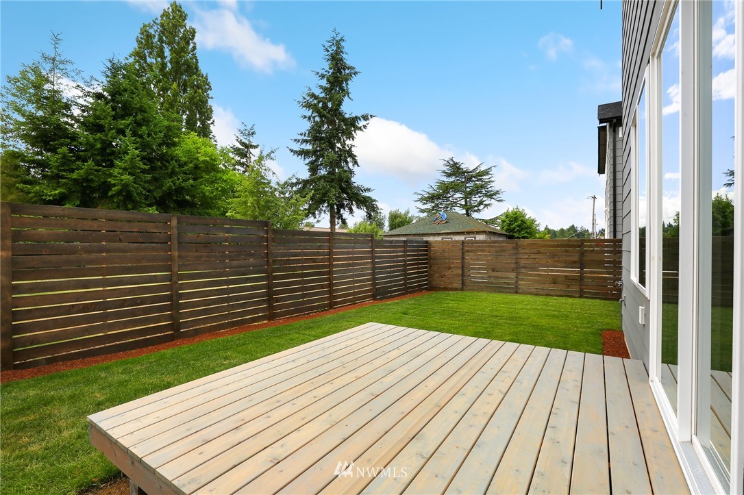2507 Southwest Roxbury Street Seattle, WA 98106 - Photo 24 of 25 Gallery Image 24