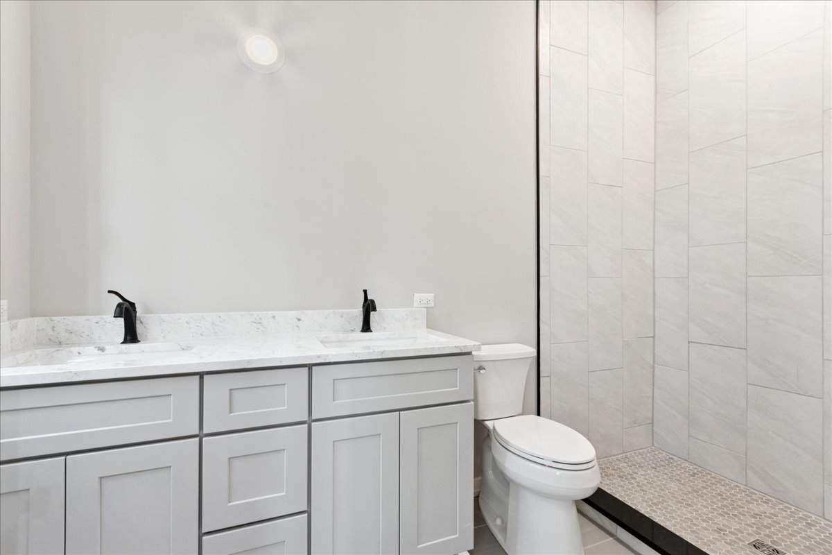 533 East Division Street Lockport, IL 60441 - Photo 23 of 24