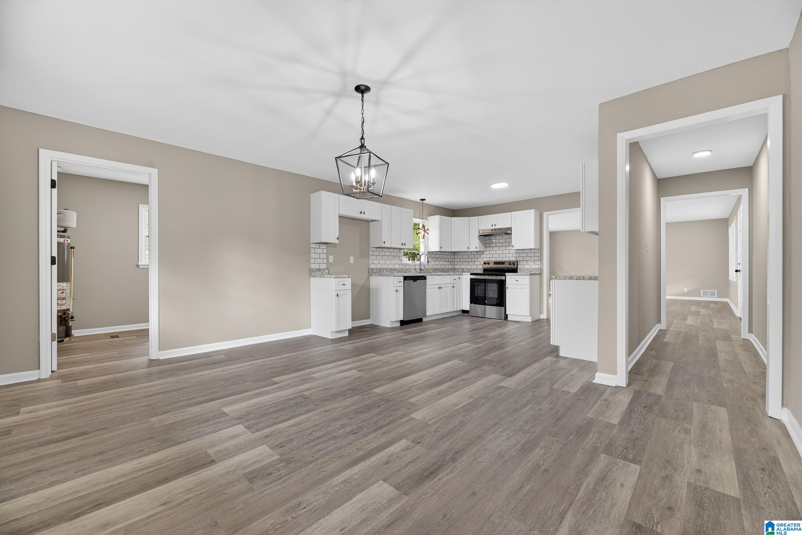 1004 Robertson Road Anniston, AL 36207 - Photo 15 of 40 Gallery Image 15