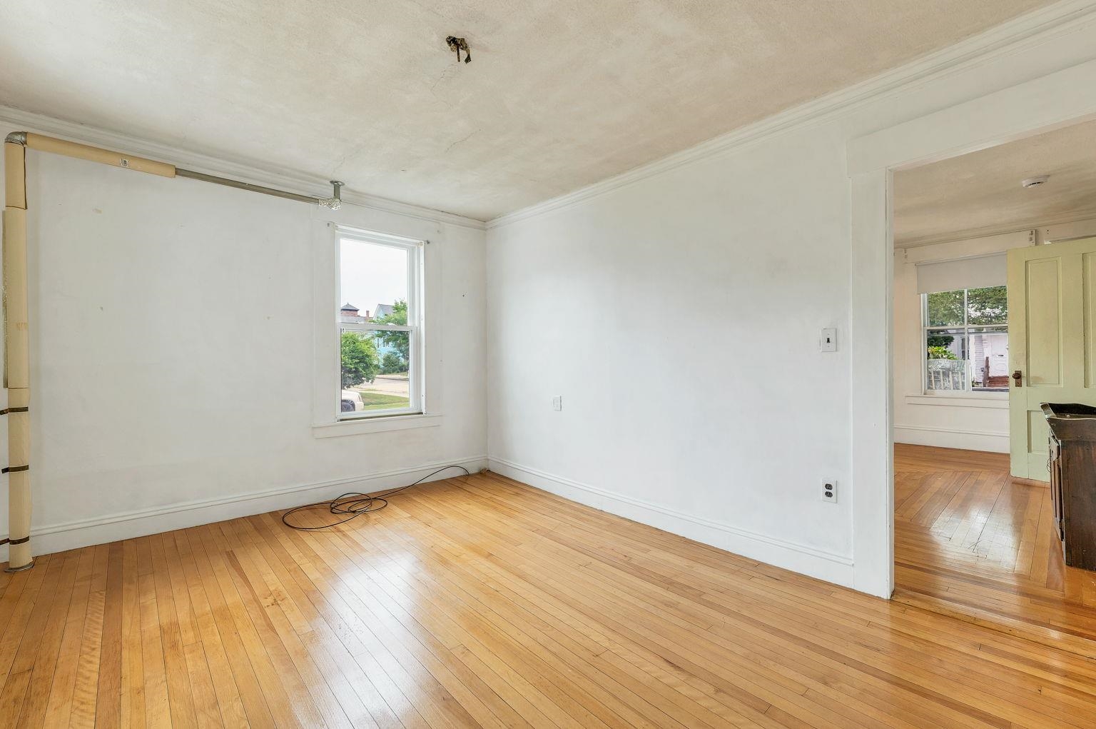 66 Ash Street Manchester, NH 03104 - Photo 25 of 59