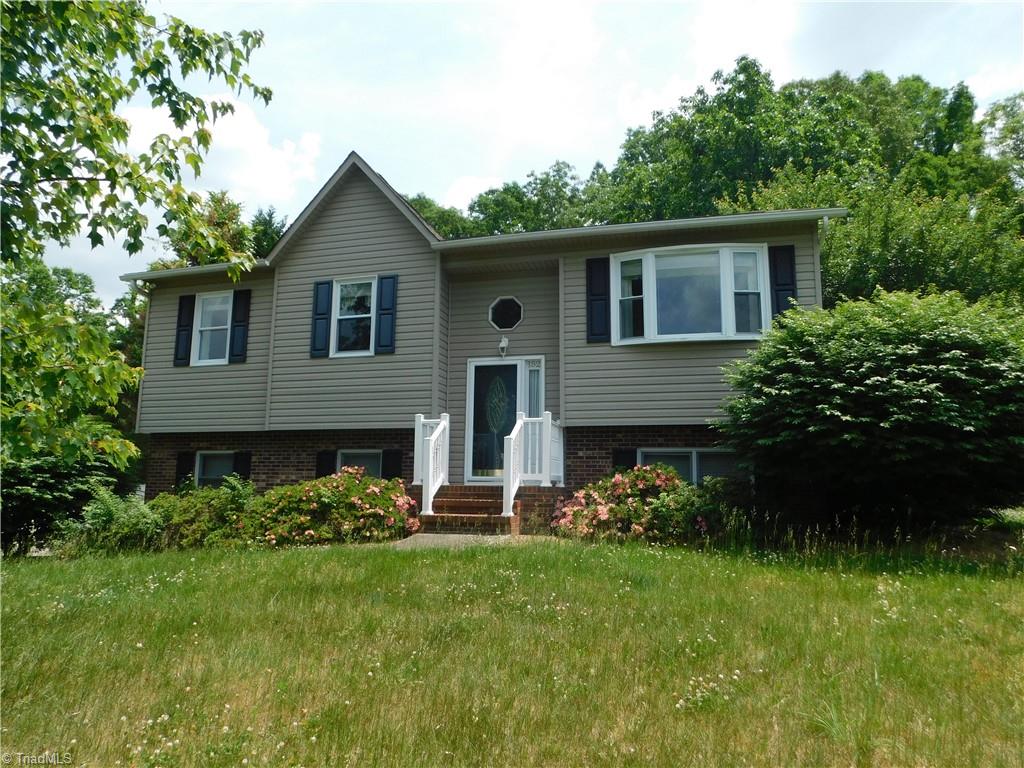 152 Oak Ridge Place Mount Airy, NC 27030 - Photo 21 of 26 Gallery Image 21