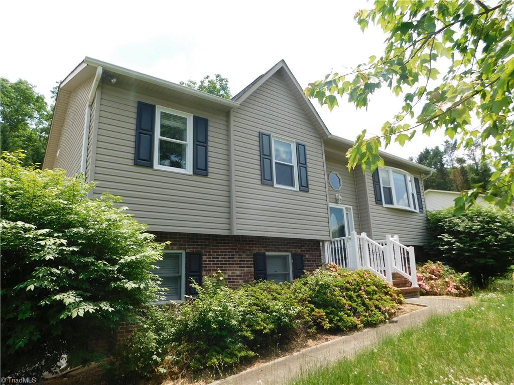 152 Oak Ridge Place Mount Airy, NC 27030 - Photo 22 of 26 Gallery Image 22