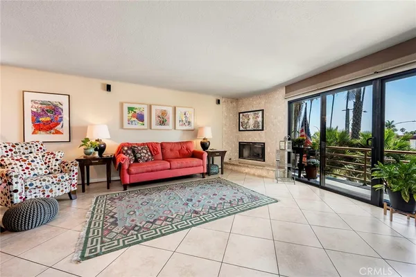 $925,000 | 3811 East Livingston Drive, Unit 1, Long Beach, CA 90803