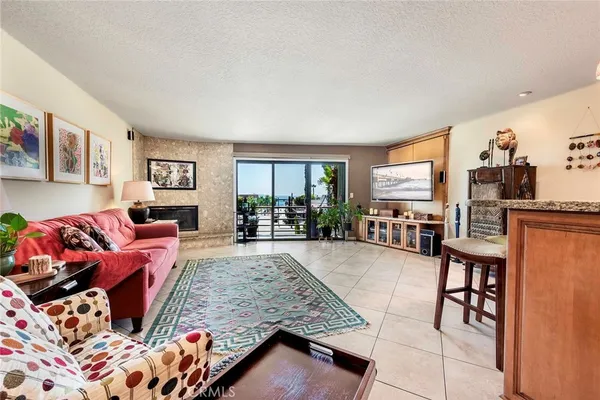 $925,000 | 3811 East Livingston Drive, Unit 1, Long Beach, CA 90803